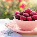 Trešnje će vam propasti za dva dana ako ne znate ovo pravilo Sačuvajte ih da dugo ostanu sočne i slatke