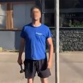 Muškarac pretio čekićem građanima koji blokiraju saobraćaj na Zvezdari VIDEO