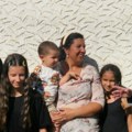 Ministar u poseti šestočlanoj porodici u selu Valakonje Opštine Boljevac