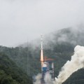 "Dugi marš": Kina uspešno lansirala dva test-satelita u svemir