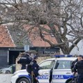 Drama u Čačku: Upali u kuću mladića, prebili ga i opljačkali; policija u automobilu pronašla pravi arsenal oružja