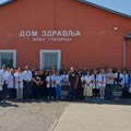 Protesti Srba nastavljeni i danas: Podrška uhapšenim direktorima stiže iz Lapljeg Sela i Donje Gušterice (video)