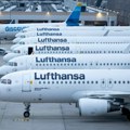 Incident na aerodromu u Frankfurtu: Prelomio se prednji deo aviona Lufthanze, ima povređenih
