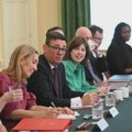 Novi britanski premijer održao prvi sastanak svog kabineta