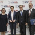 „Đukanović i njegov šef da hitno saopšte koji su funkcioneri SNS-a pohađali treninge koje je finansirao USAID“