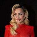 Maja Berović pokazala hot telo u teretani! Ovakvu je do sada nismo videli, atributi sevaju! (foto)