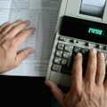 Devizni kurs: Evro sutra 117,23 dinara
