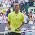 Zverev sjajnim servisom došao do polufinala Halea!