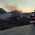 У Прокупљу ванредна ситуација због пожара – угрожена села, изгореле куће, повређени грађани