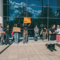 Protest ispred sedišta United Grupe u Holandiji: Srpska dijaspora uputila pismo UG