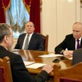 Putin se u Sankt Peterburgu sastao sa Arkačijem
