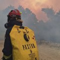 Požar se brzo širi ka predgrađu Soluna, nekoliko sela evakuisano