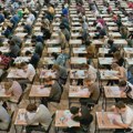 Ovaj prijemni ispit važi za jedan od najtežih na svetu: Na njega izašlo je 2,4 miliona ljudi, a onda je nastao nezapamćen haos…