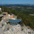 Stakleni vidikovac na Kablaru biće otvoren u četvrtak