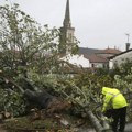 Francusku paralizovala oluja Kiran: Više od 1,2 miliona domova bez struje (VIDEO)