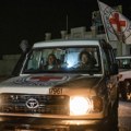 Crvenom krstu Hamas predao 11 talaca; Katar: Postignut dogovor da se primirje produži za dva dana