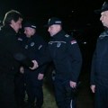 Ministar Gašić i noćas na Paliću: Obišao policajce na dužnosti (foto)