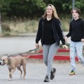 Slavna glumica zgrozila svet: Spava sa sinom, žvaće mu hranu i kupa se s njim u kadi, a on ima 12 godina