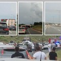 Zapalio se auto kod tunela Železnik, povređeno dete: Zatvoren saobraćaj na obilaznici oko Beograda! (foto, video)