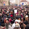 „Čačak je ustao“: Pogledajte kako je protekao veliki skup podrške prosvetarima i studentima u gradu na Moravi