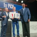 VIDEO Dalas dobio najvažnijeg prvog pika na draftu od Lebrona sa nikad manjim šansama: Da li je najomraženiji čovek NBA…
