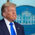 Трамп писмима обавестио више од 10 држава о новим царинама, шта чека Србију