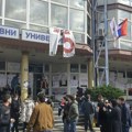 Osobe sa kapuljačama i maskama upale u zgradu DUNP: Na silu izvedeni studenti, policija u zgradu uvela rektorku