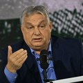 Орбан: Власт у Мађарској је Бриселу "трн испод нокта" због мигрантске политике, зато жели смену