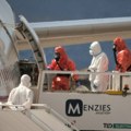 Poleteo prvi avion sa putnicima kruzera smrti: Evo gde će biti smešteni (foto)