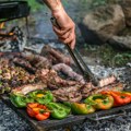 Hrana koja satima stoji na stolu leti može biti opasnija nego što mislite: Stručnjaci upozoravaju kada više nije bezbedna