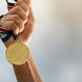 Mlada ženska rvačka reprezentacija osvojila tri medalje na EP u pesku