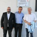 Fudbalski klub čuva istorijsko nasleđe: Otkrivena tabla posvećena otvaranju „Karađorđa“ sećanje na prekretnicu razvoja…
