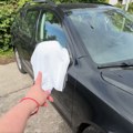 Videli ste beli peškir na retrovizoru? To je važan znak koji ne smete da ignorišete, evo i zašto video