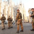 Milano u pripravnosti – vojska i oklopna vozila na ulicama, demonstranti menjaju plan okupljanja