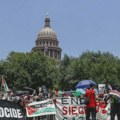 „Jevreji kažu da prestanete da naoružavate Izrael, neka živi Gaza“: Demonstranti upali u zgradu Kapitola, policija…