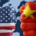 Bukti carinski rat Amerike i kine! Sad uvode carine pekingu od 104 odsto: Tramp sproveo pretnje zbog kineskih kontramera!