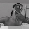 Sofija šašić gola u kadi: Opalila provokativan selfi u Crnoj Gori! Sonja Vuksanović odmah reagovala