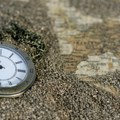 Zašto pomeramo sat i zašto Srbija treba da ima “treće vreme”