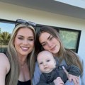 Ima 38 godina i postala je baka: "Moj najmlađi sin je samo nekoliko meseci stariji od unuka"