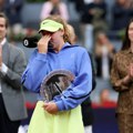 (VIDEO) Suze Andrejeve podelile javnost: Svi koji se*u po Miri…