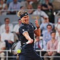 Zverev ubedljiv na Rolan Garosu, sledeći izazov mu je čudo iz Španije