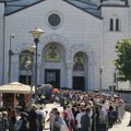 SPC zove dobrovoljce: Akcija pakovanja osvećenih trakica na Bogorodičinom pojasu