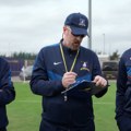 Trejler za četvrtu sezonu serije „Ted Lasso“: Džejson Sudejkisov omiljeni trener preuzima ženski fudbalski tim