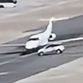 Fiat Panda se zakucao u poslovni mlaznjak na aerodromu: Bizaran incident u Milanu