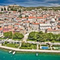 Misteriozna zaraza u Šibeniku: Veliki broj ljudi zatražio pomoć, sumnja se na salmonelu