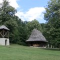Crkva brvnara u selu Darosava - dragoceni spomenik kulture i deo turističke ponude Aranđelovca