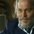 Džoni Dep neprepoznatljiv u novom trileru: Objavljen prvi trejler za "Day Drinker" (video)