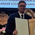 Vučić postao počasni građanin Subotice: Predsedniku uručena povelja (foto/video)