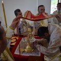 Sveta liturgija i veliko osvećenje: Ponovo sija hram Svetog Romana