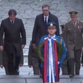 Vučić položio venac na spomenik Neznanom junaku povodom 80 godina oslobođenja grada